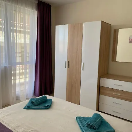 Rusalka Apart-residence Апартаменти Обзор