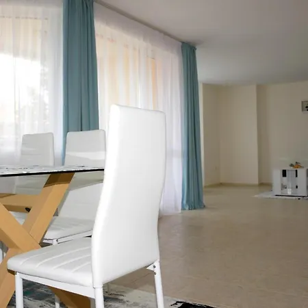Rusalka Apart-residence Апартаменти Обзор